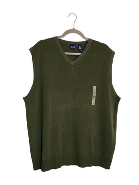 Gap Mens Green V-Neck Sweater Vest Size Medium NWT